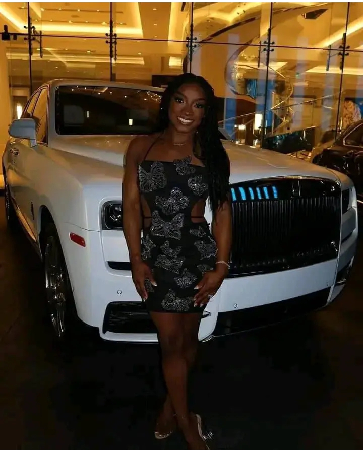 breaking news; congratulations to Simone Biles as she has gifted a brand new range Rover 2024 model by famous golfer see more 👇 👇 